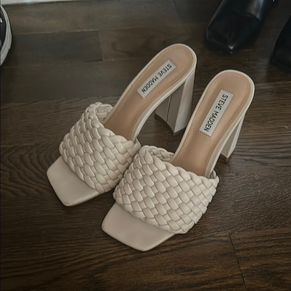 Steve Madden Women's Cream Heeled Sandals